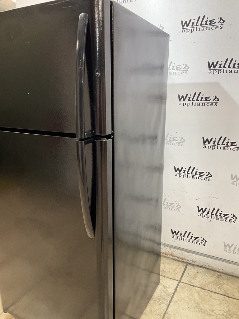 Frigidaire Used Refrigerator Top and Bottom 30x66 (Black) 