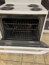 Frigidaire Used Electric Stove 220volts (40/50 AMP) 30inches {3 prong} (White) 