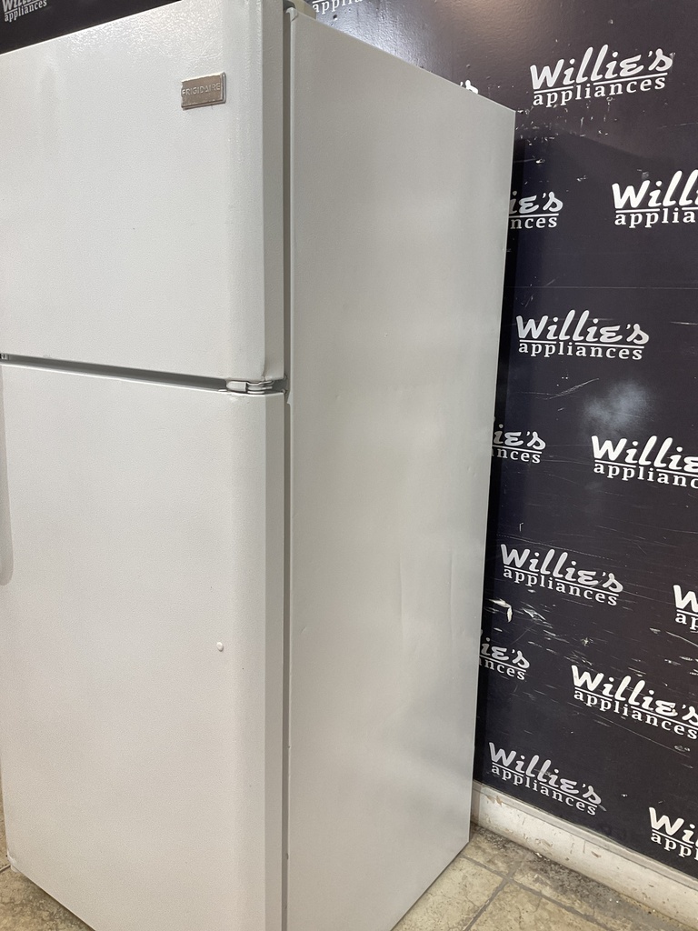 Frigidaire Used Refrigerator Top and Bottom 30x66 (White) 
