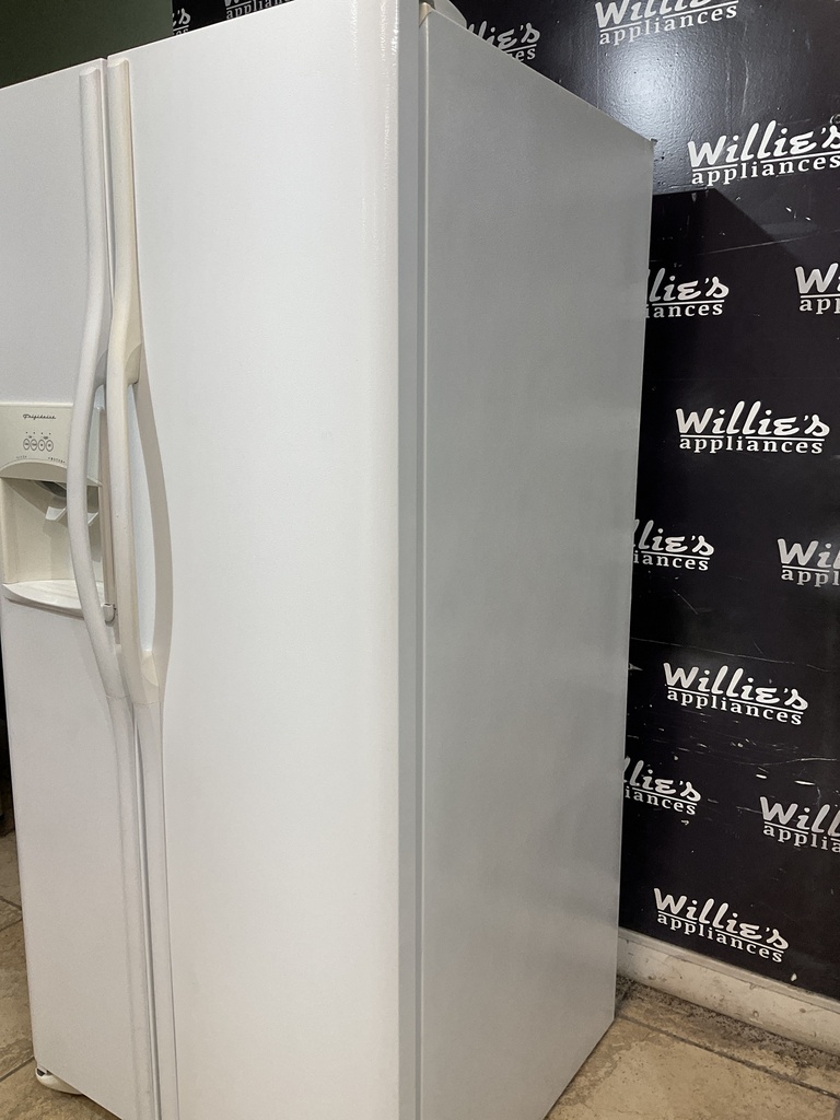 Frigidaire Used Refrigerator Side by Side 33x69 1/2” (White) 