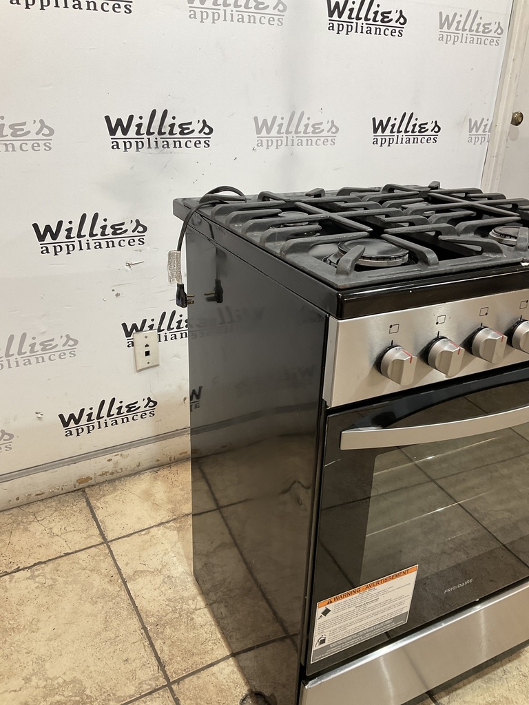 Frigidaire Used Gas Propane Stove 23 1/2” (Stainless Steel) 