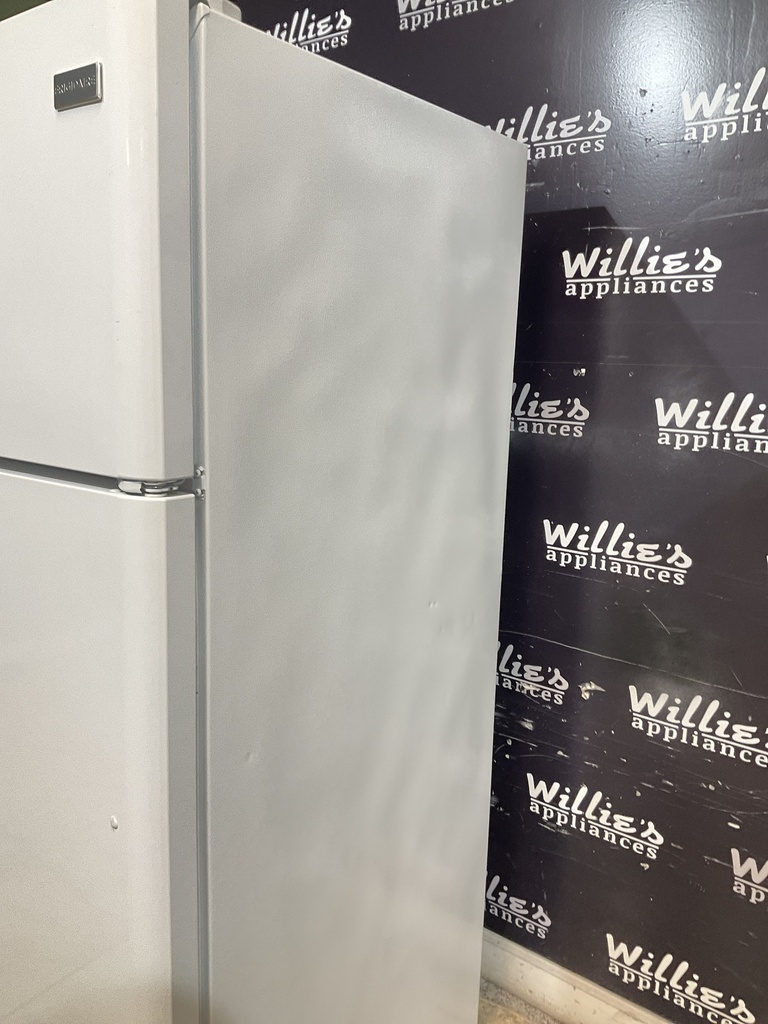 Frigidaire Used Refrigerator Top and Bottom 30x66 (White) 
