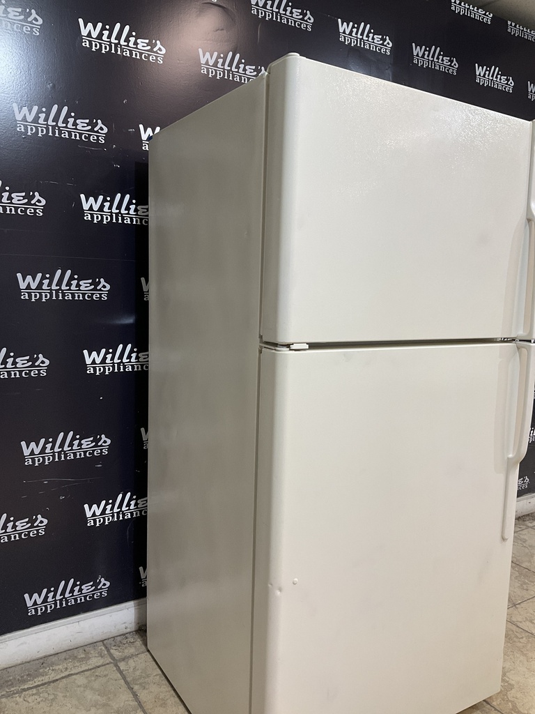 Ge Used Refrigerator Top and Bottom 33x67 (Bisque) 