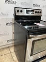 Frigidaire Used Electric Stove 220volts (40/50 AMP) 30inches {3 prong} (Stainless steel) 