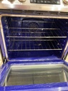 Lg Used Electric Stove 220volts (40/50 AMP) 30inches {no cord} 