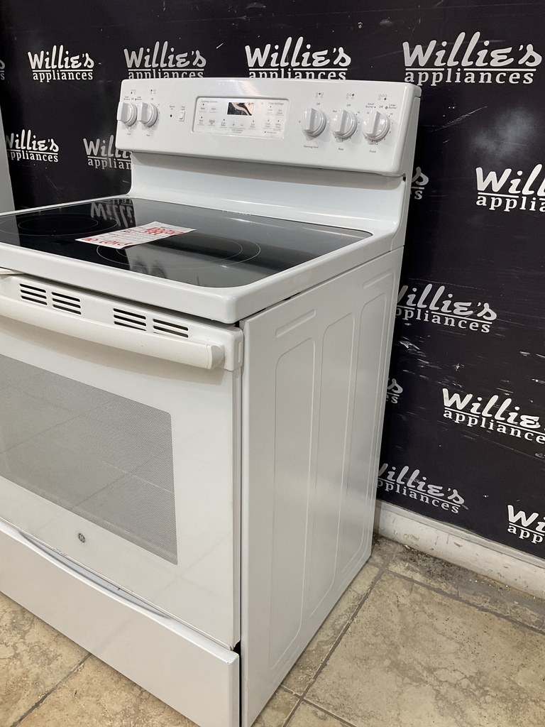 Ge Used Electric Stove 220volts (40/50 AMP) 30inches {no cord} (White) 