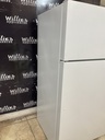 Ge Used Refrigerator Top and Bottom 28x62 (White)