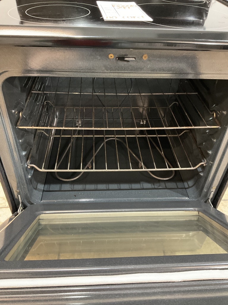 Frigidaire Used Electric Stove 220volts (40/50 AMP) 30inches {no cord} (Stainless steel) 