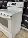Frigidaire Used Electric Stove 220volts (40/50 AMP) 30inches {3 prong} (White) 
