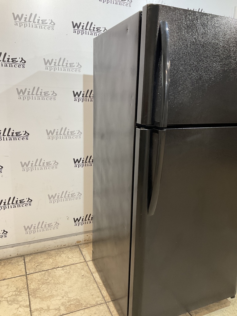 Frigidaire Used Refrigerator Top and Bottom 30x66 (Black) 