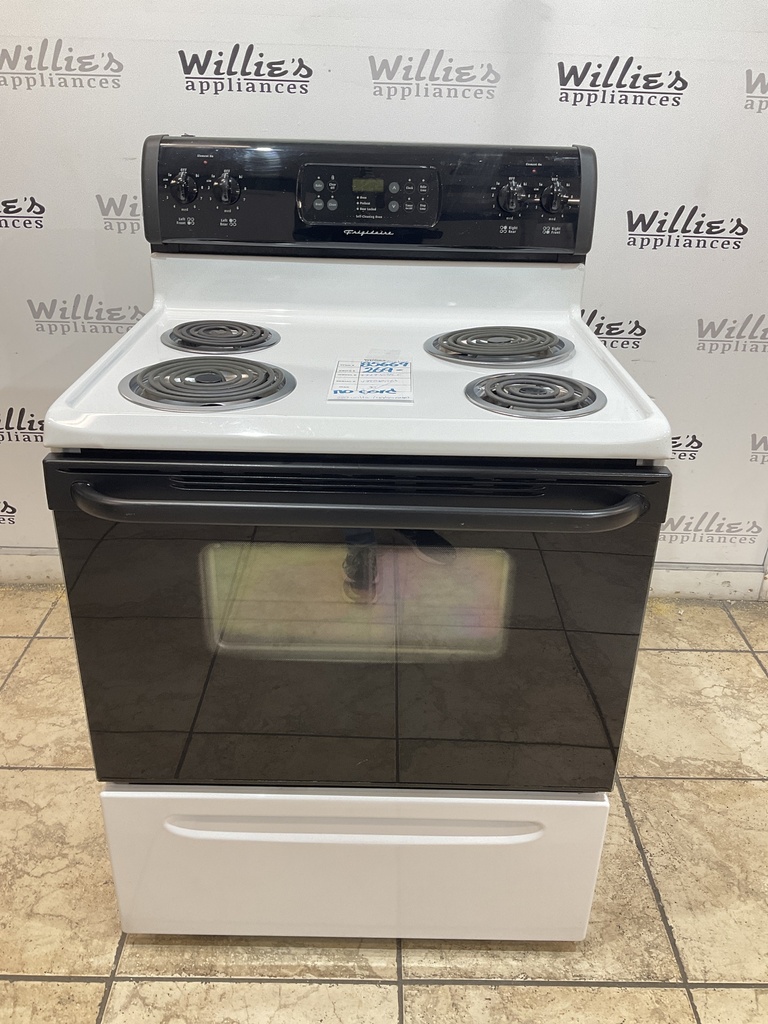 Frigidaire Used Electric Stove  220 volts (40/50 AMP)