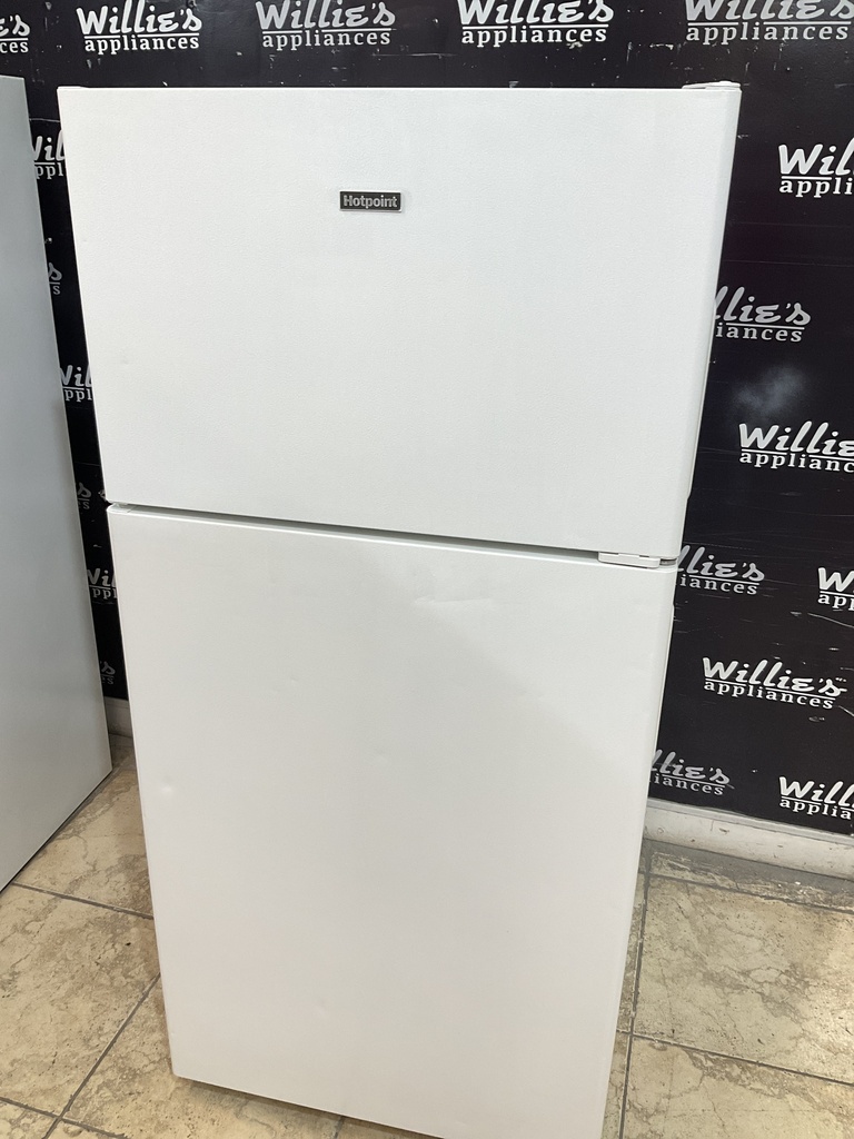 Hotpoint Used Refrigerator Top and Bottom 28x61