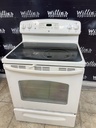 Ge Used Electric Stove 220volts (40/50 AMP) 30inches {4 prong} (Bisque)