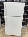 Frigidaire Used Refrigerator Top and Bottom 28x59 1/2” 