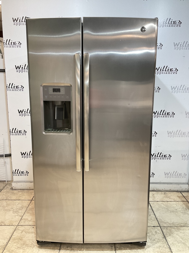 Ge Used Refrigerator Side by Side 36x69 1/2’ (Stainless Steel)