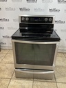 Whirlpool Used Electric Stove 220volts (40/50 AMP) 30inches {no cord} (Stainless Steel)