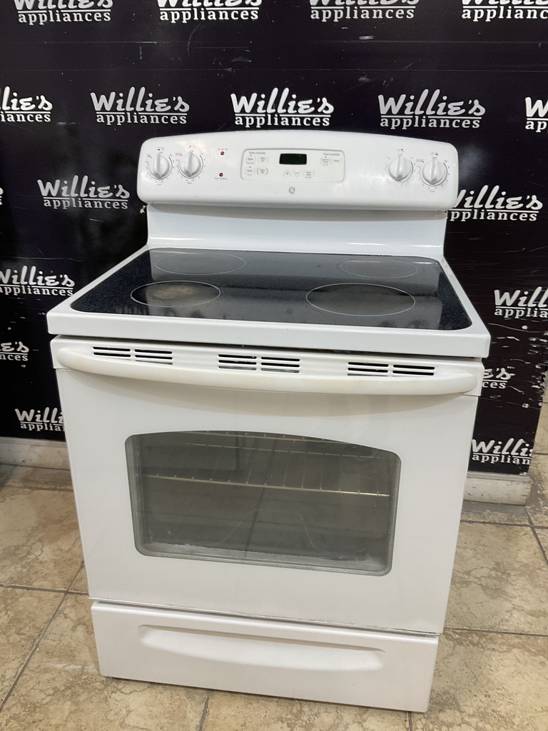 Ge Used Electric Stove 220volts (40/50 AMP) 30inches {no cord} (White) 