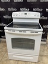 Ge Used Electric Stove 220volts (40/50 AMP) 30inches {no cord} (White) 