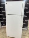 Ge Used Refrigerator Top and Bottom 28x64 1/2” (White)