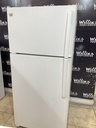 Ge Used Refrigerator Top and Bottom 28x61 1/2” (White) 