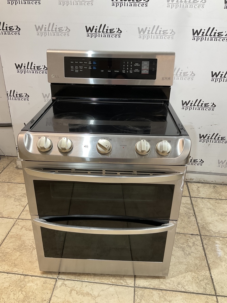 Lg Used Electric Stove 220volts (40/50 AMP) 30inches {3 prong} (Stainless Steel)