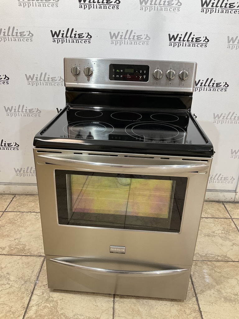 Frigidaire Used Electric Stove 220volts (40/50 AMP) 30inches {4 prong} (Stainless Steel) 