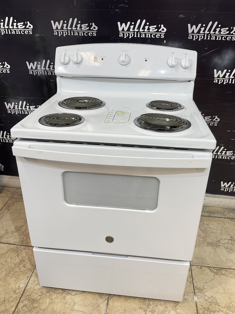 Ge Used Electric Stove 220volts (40/50 AMP) 30inches {no cord} (White) 
