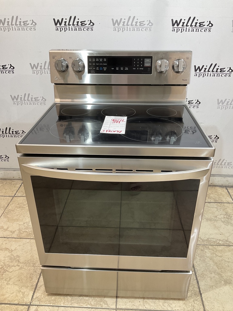 Lg Used Electric Stove 220volts (40/50 AMP) 30inches {3 prong} (Stainless Steel) 