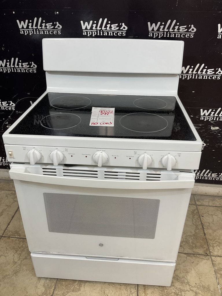 Ge Used Electric Stove 220volts (40/50 AMP) 30inches {no cord} (White) 