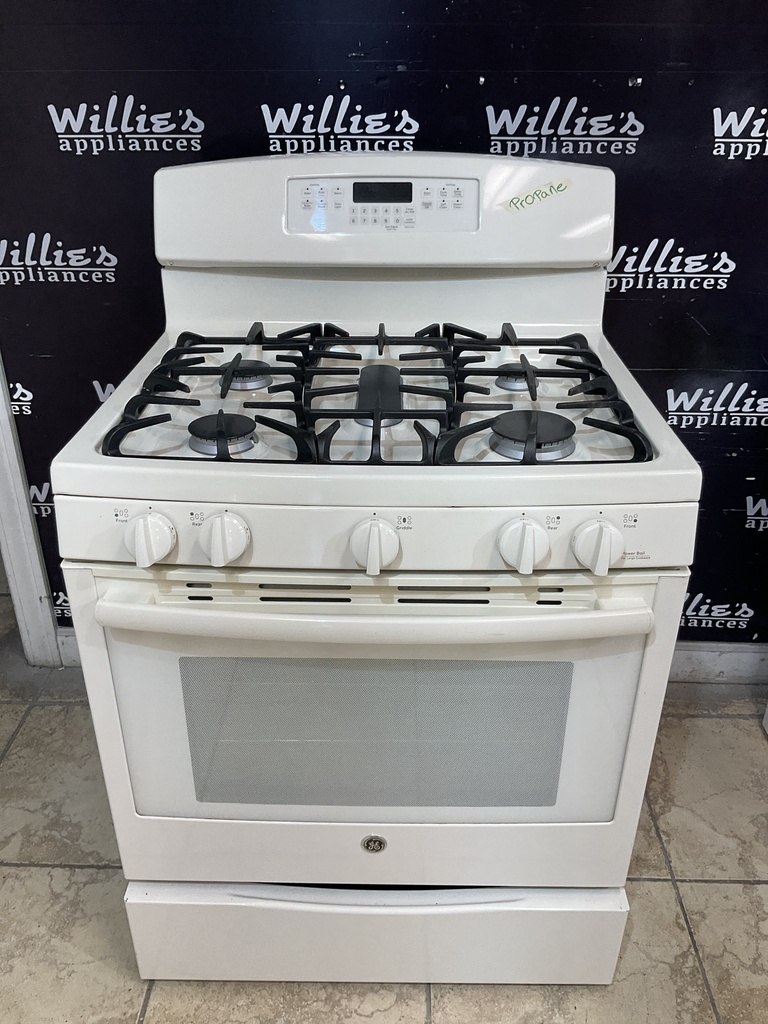 Ge Used Gas Propane Stove 30inches (Bisque) 