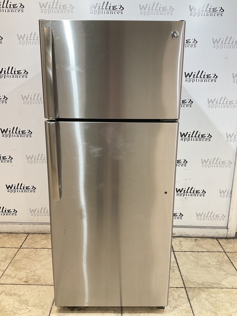 Ge Used Refrigerator Top and Bottom 28x66 1/2” (Stainless Steel) 