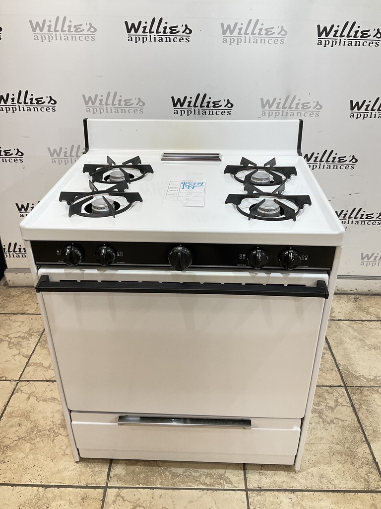 Frigidaire Used Natural Gas Stove 30inches (White) 