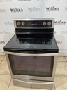 Whirlpool Used Electric Stove 220volts (40/50 AMP) 30inches {no cord} (Stainless Steel)