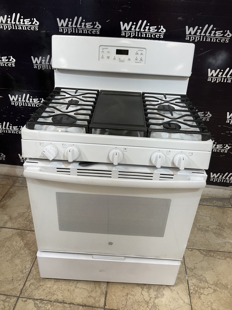 Ge Used Natural Gas Stove 30inches (White) 