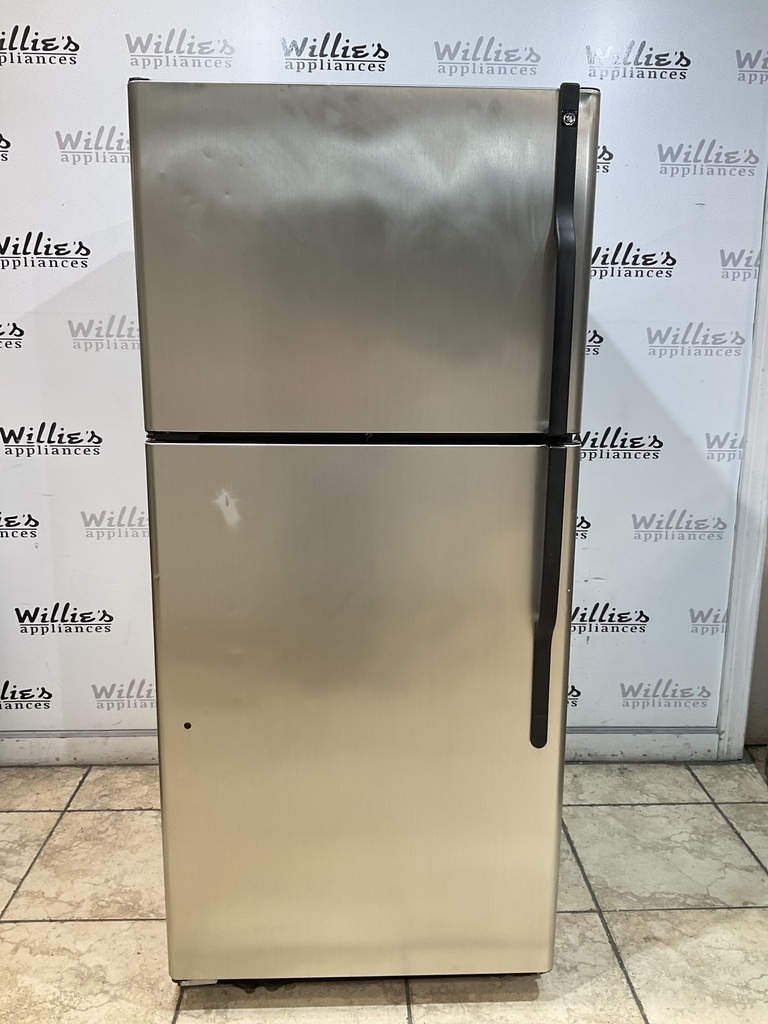 Ge Used Refrigerator Top and Bottom 30x66 (Stainless Steel)
