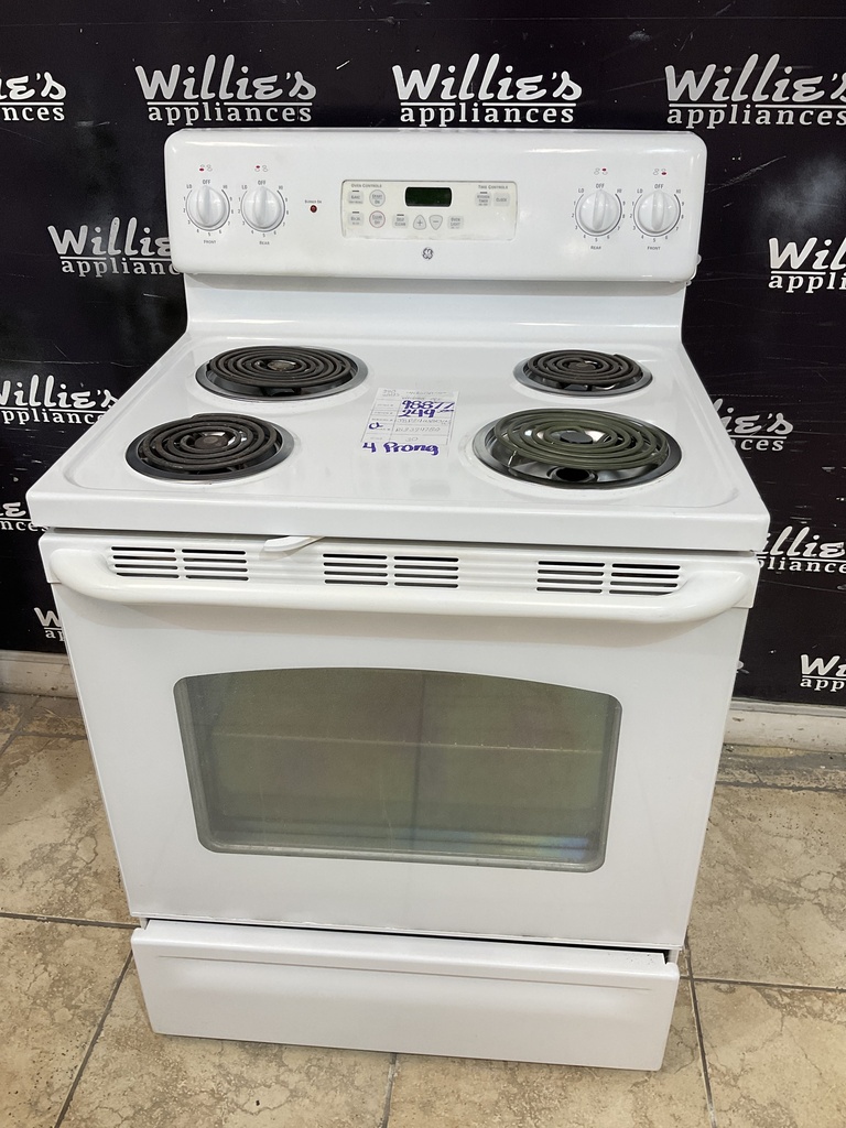 Ge Used Electric Stove 220volts (40/50 AMP) 30inches {4 prong} (White) 