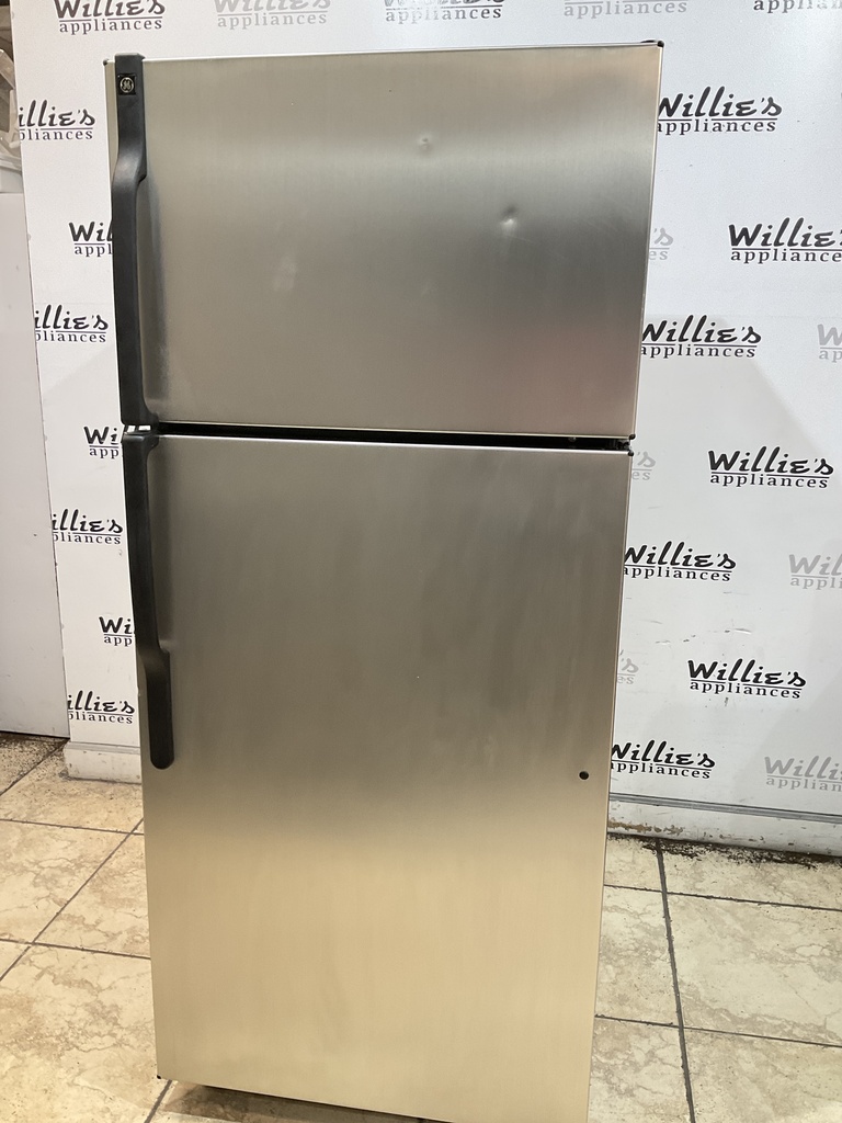 Ge Used Refrigerator Top and Bottom 28x64 1/2” (Stainless Steel) 