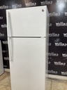 Ge Used Refrigerator Top and Bottom 28x66 1/2 ( White) 