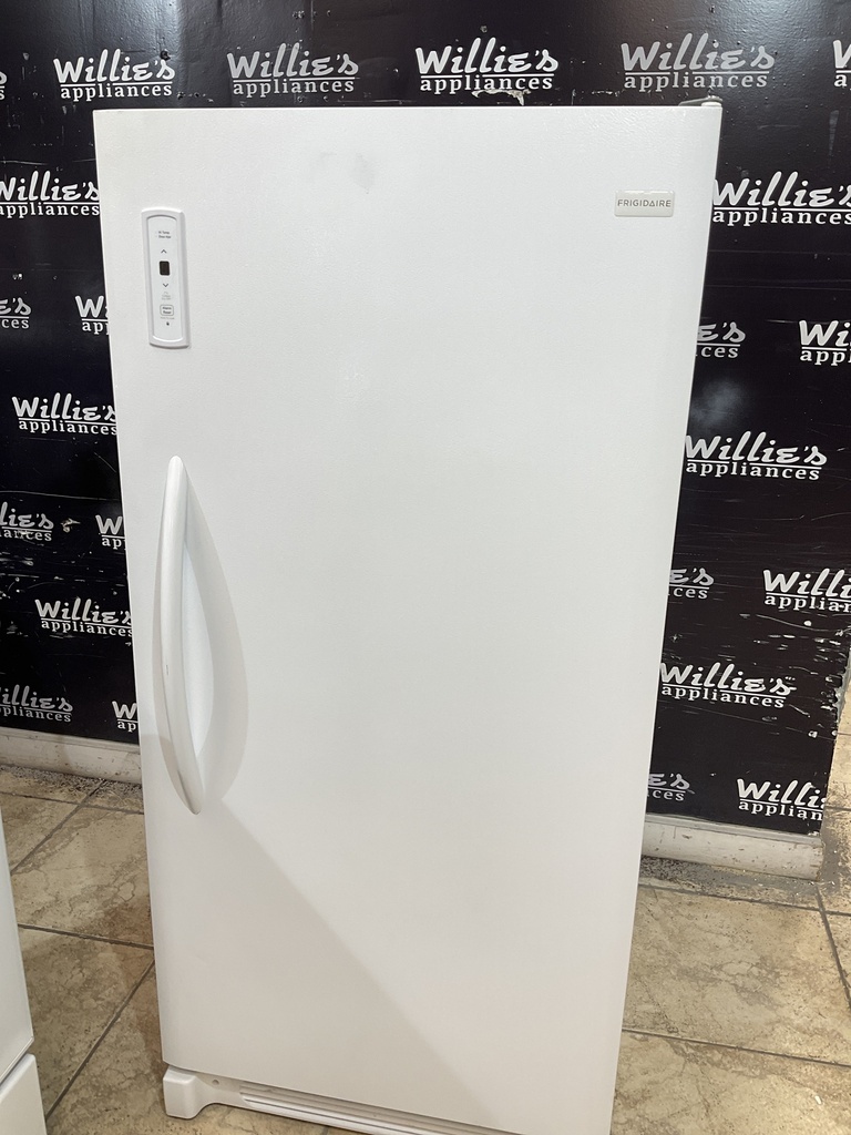 Frigidaire Used Freezer Upright 28x59 1/2” (White) 