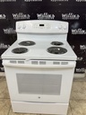 Ge Used Electric Stove Stove 220volts (40/50 AMP) 30inches {no cord} (White) 