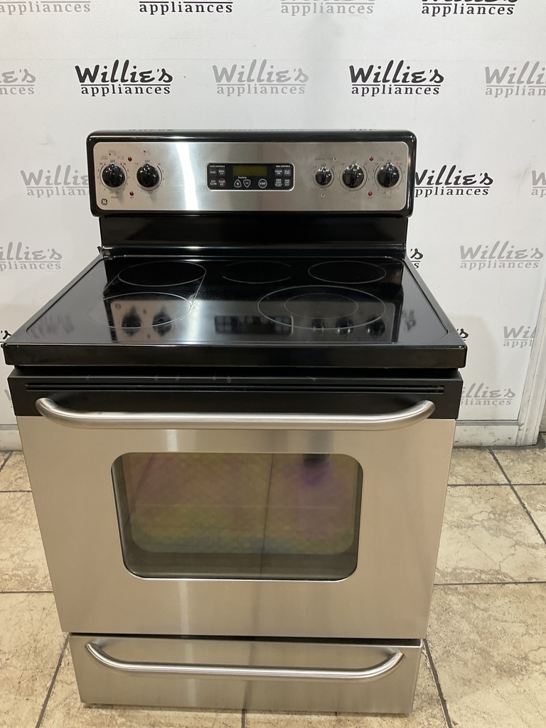 Ge Used Electric Stove 220volts (40/50 AMP) 30inches {4 prong} (Stainless Steel) 