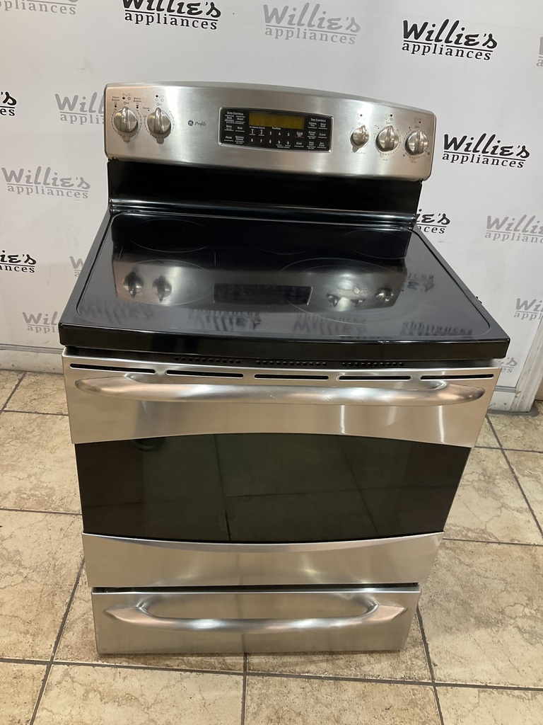 Ge Used Electric Stove 220volts (40/50 AMP) 30inches {4 prong} (Stainless Steel) 