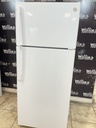 Ge Used Refrigerator Top and Bottom 28x67 (White)