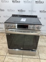 Lg Used Electric Stove 220volts (40/50 AMP) 30inches {no cord} (Stainless Steel) 