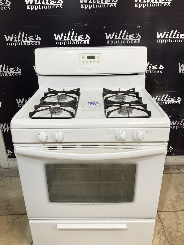Frigidaire Used Natural Gas Stove 30inches (White) 
