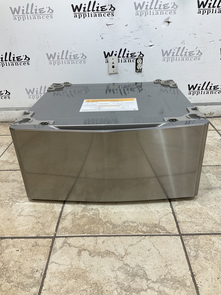 Lg Used Pedestal 27inches (Grey)
