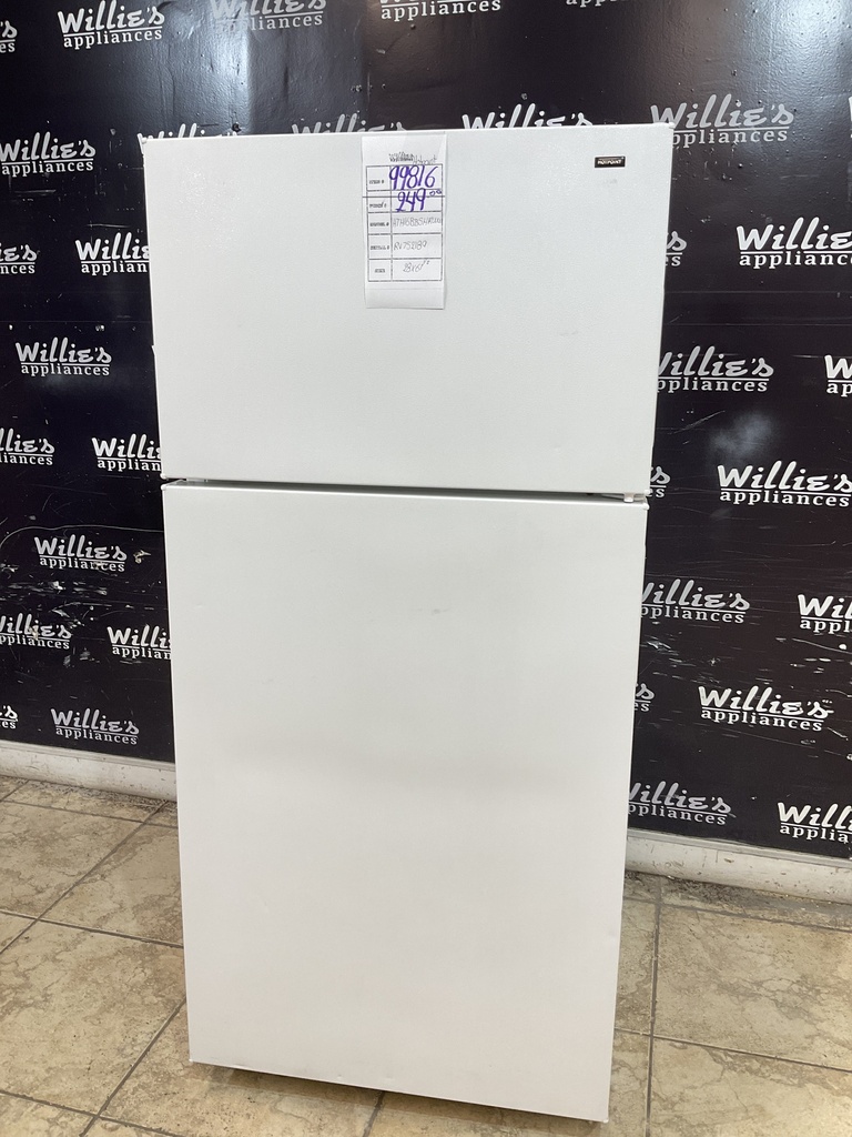 Hotpoint Used Refrigerator Top and Bottom 28x61 1/2” (White) 