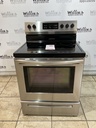 Frigidaire Used Electric Stove 220volts (40/50 AMP) 30inches {3 prong} (Stainless steel)