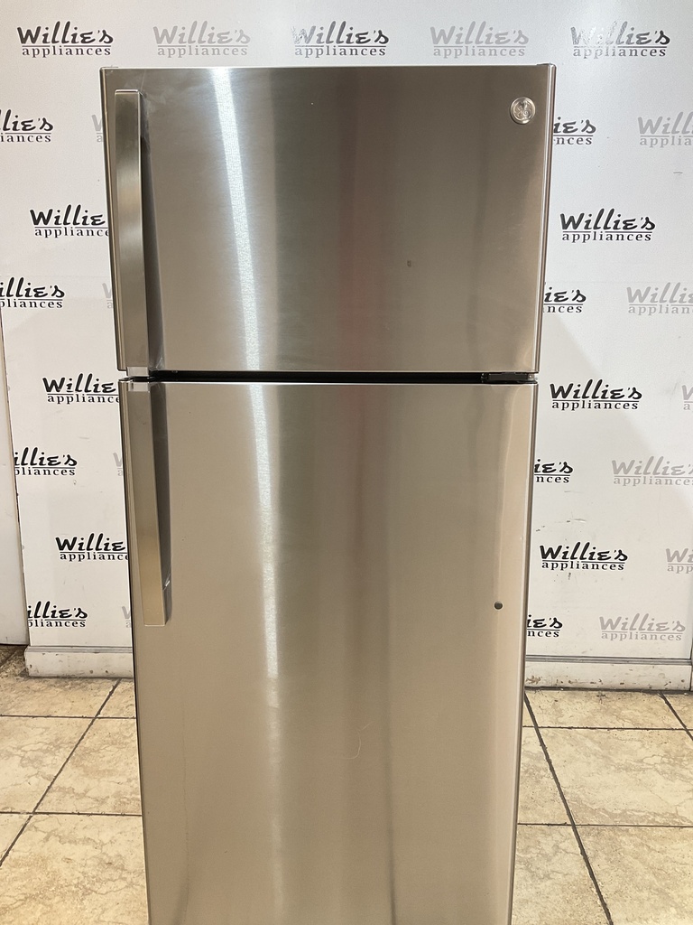 Ge Used Refrigerator Top and Bottom 28x64 1/2” (Stainless Steel) 