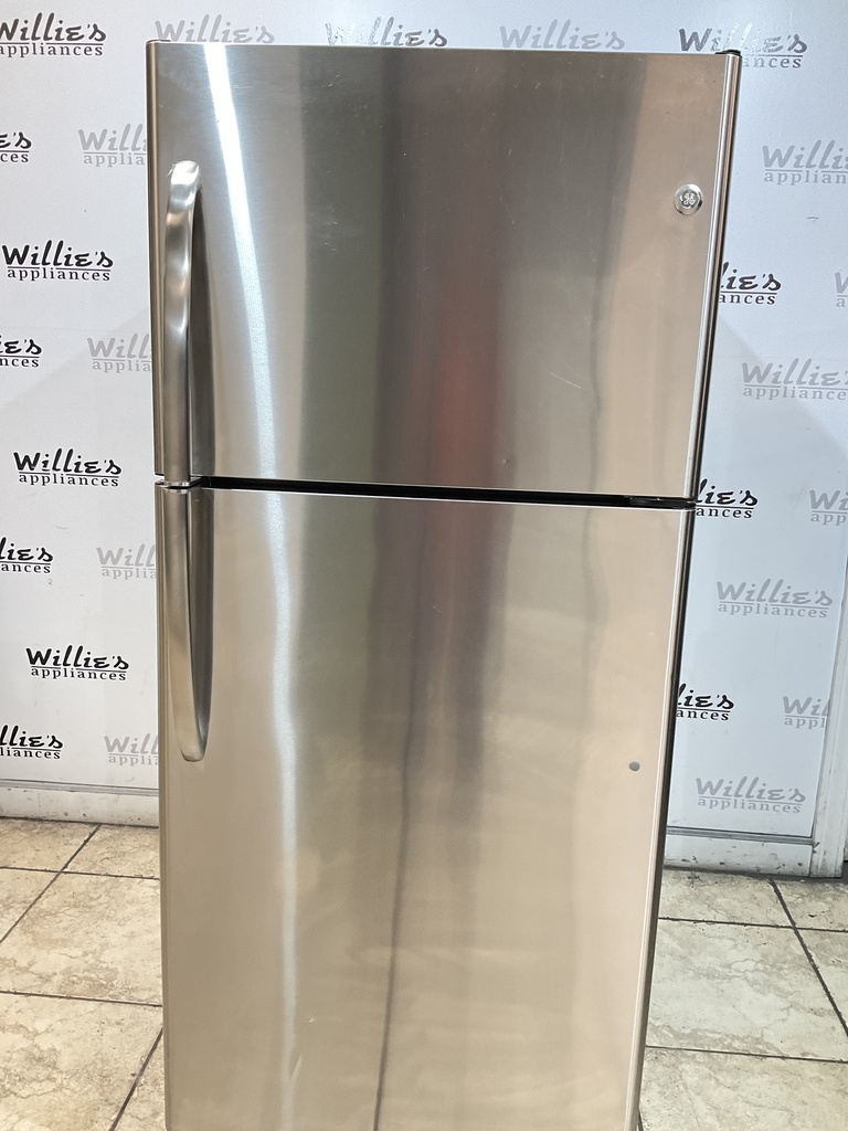 Ge Used Refrigerator Top and Bottom 30x66 1/2” (Stainless Steel) 